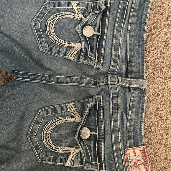 Vintage True Religion Bermuda shorts with cuff - Picture 4 of 4